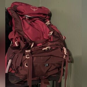 Osprey Sirrus 36 Pack - Women's in Elderberry Purple